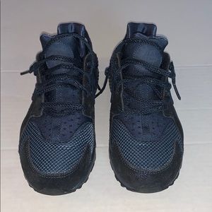 Blue Nike Huarcache Sneakers